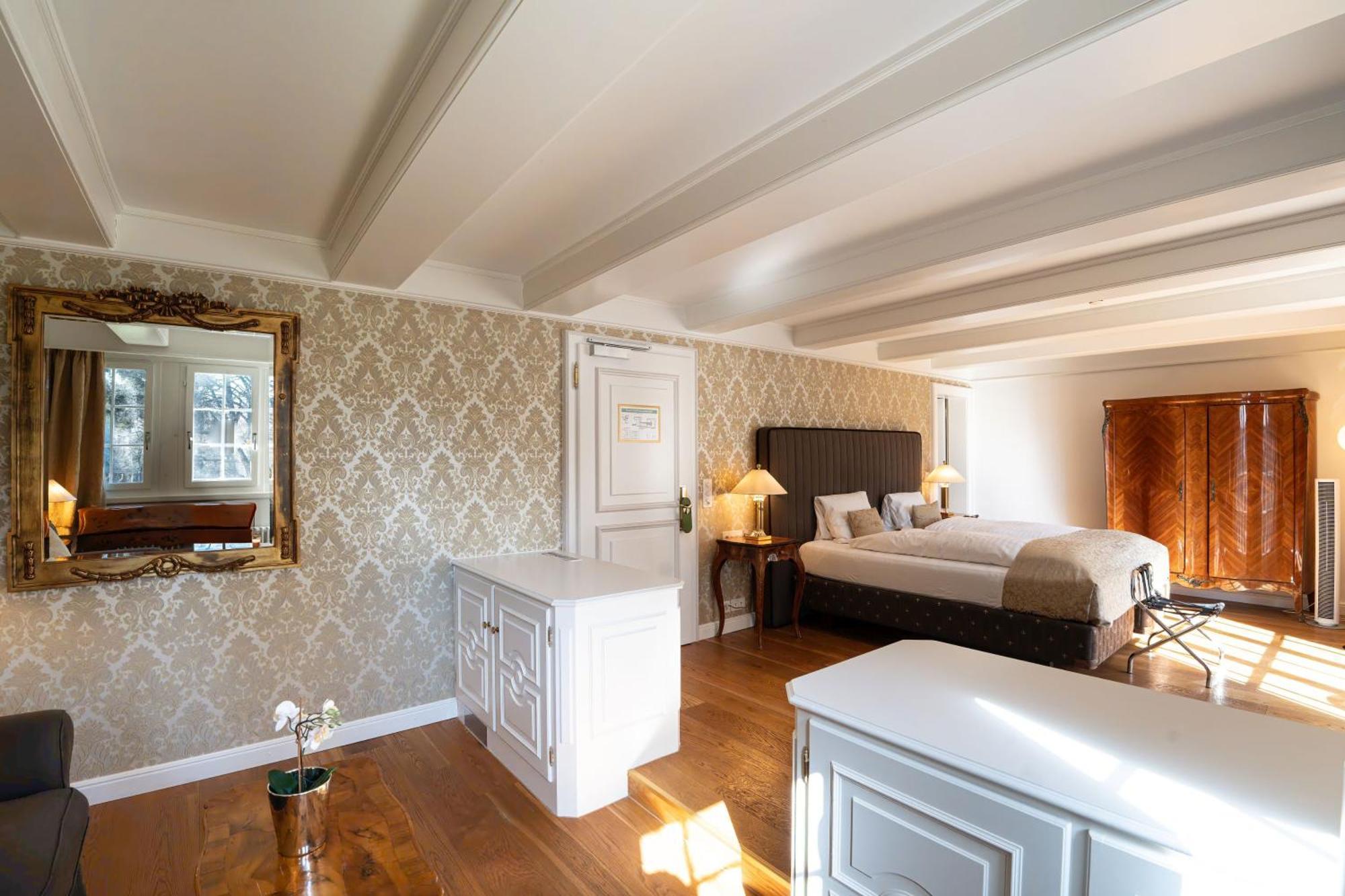 Hotel Porto Sofie Готтлибен Экстерьер фото