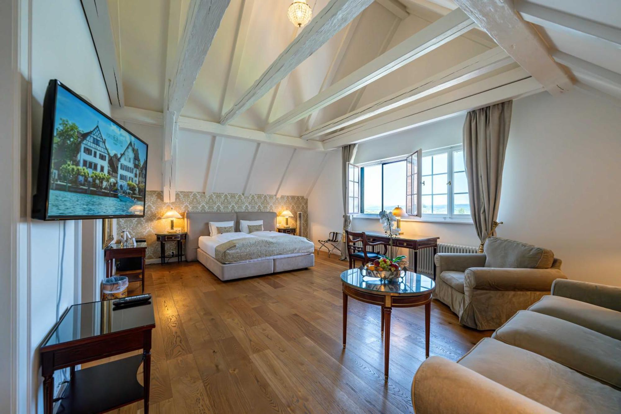 Hotel Porto Sofie Готтлибен Экстерьер фото