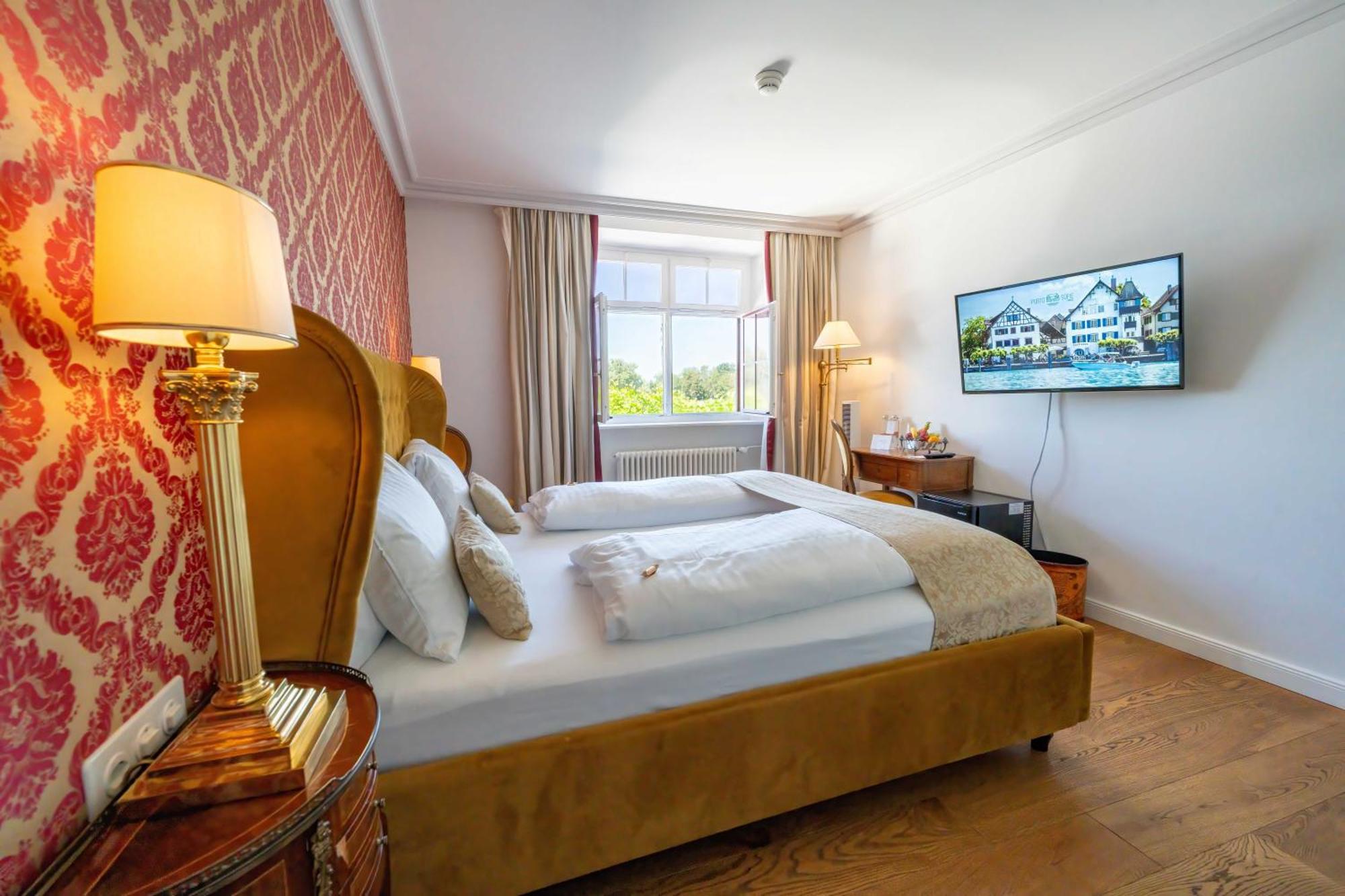 Hotel Porto Sofie Готтлибен Экстерьер фото