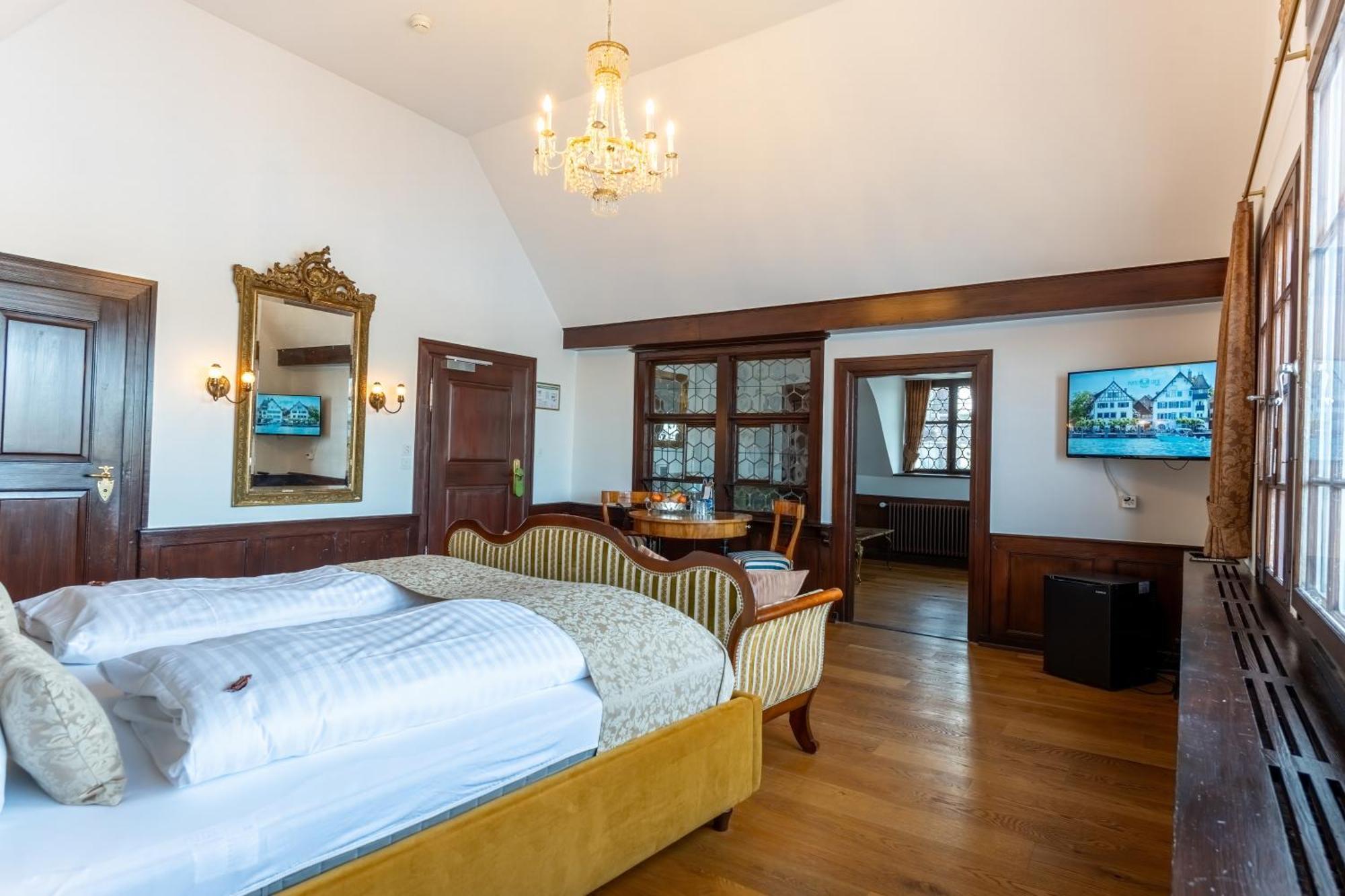 Hotel Porto Sofie Готтлибен Экстерьер фото